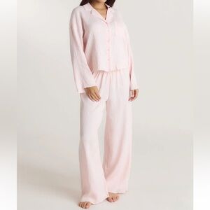 Lounge Crinkle Pajama Set